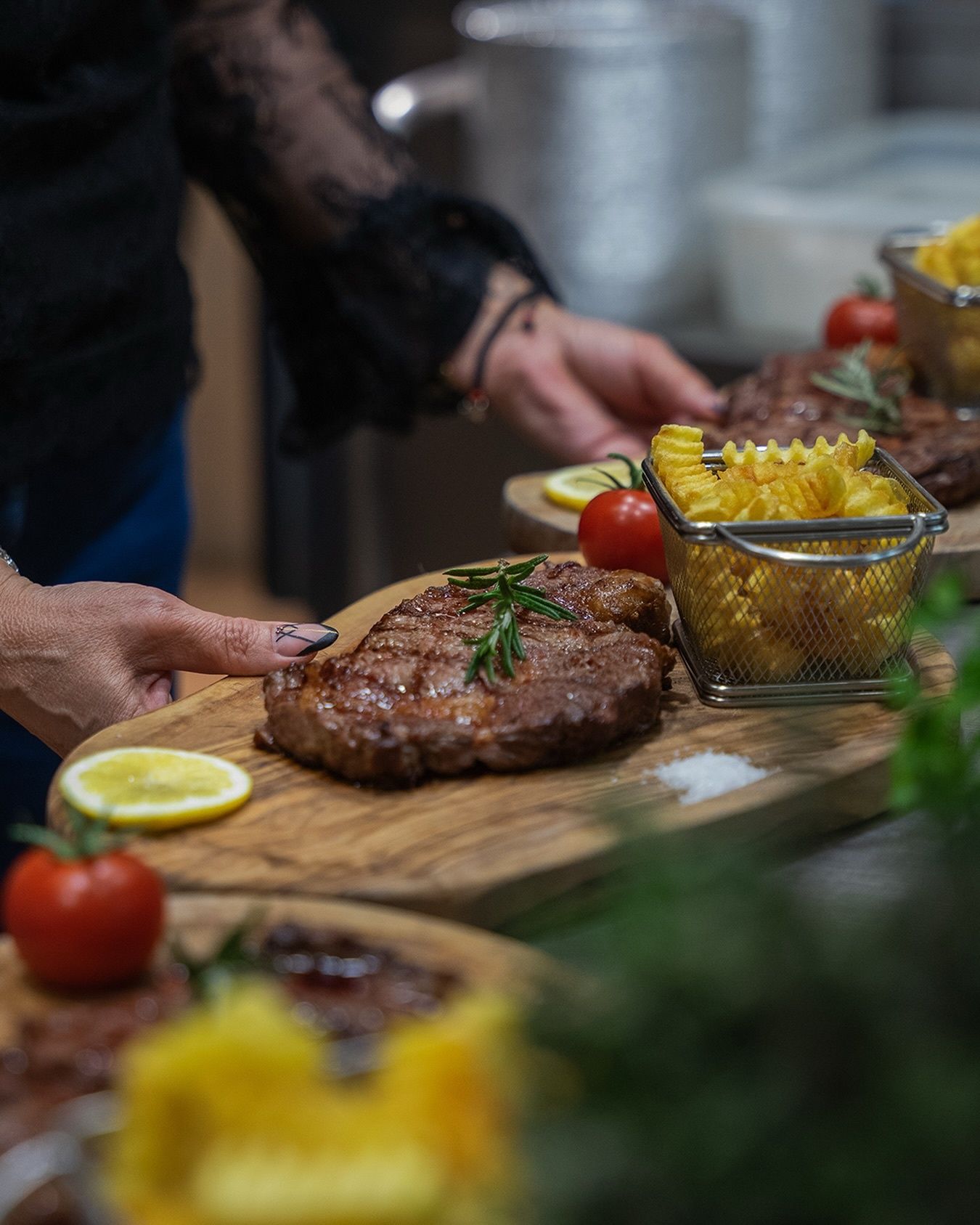 L’entrecôte qui fait te fait oublier ton régime             ‍    n______________nn    ️ Rés...
